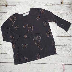 Liz Baker top Giraffe Print black  size Large P